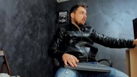 MARK online show from 12.18.25