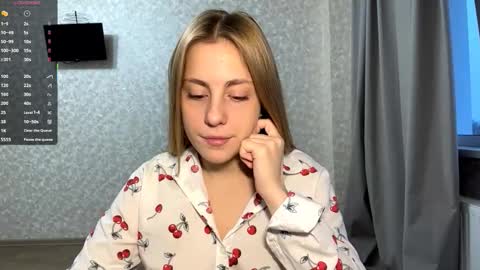 Olivia online show from 11.05.25