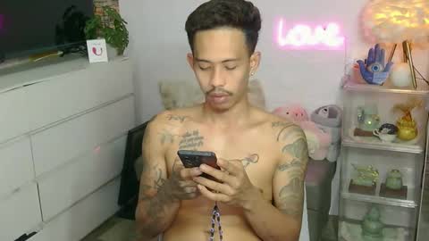 marlmoreno10 online show from 03.26.26