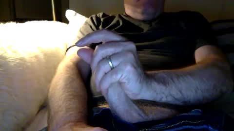 Snapshot of married_danny chatting on 01.23.25 danny online show from 01.23.25
