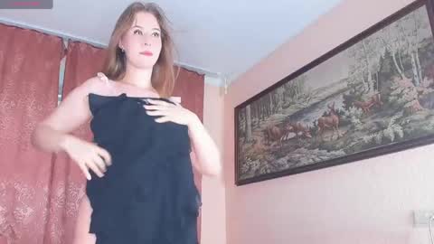 Snapshot of marrrry_watson chatting on 04.04.26 Hey guys Im MaryLets be friendsThis is my first stream online show from 04.04.26