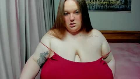 Snapshot of marry_girl chatting on 09.13.25 Mary online show from 09.13.25