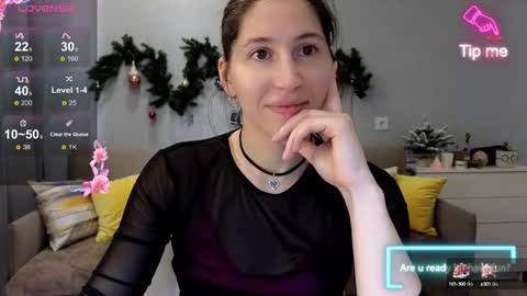 Snapshot of marrycolins chatting on 01.06.25 marrycolins online show from 01.06.25