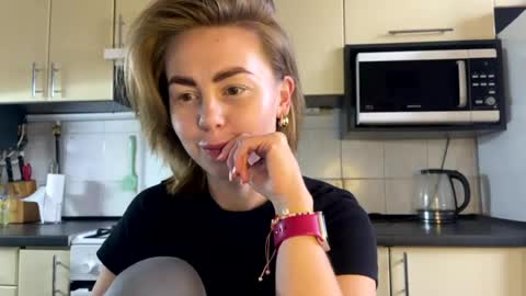 Snapshot of martaluna_ chatting on 07.10.26 Marta online show from 07.10.26
