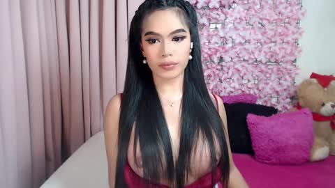 Snapshot of martha_fox chatting on 02.23.25 DONT FORGET TO FOLLOW ME AND GIVE ME A THUMBS UP GUYS- martha online show from 02.23.25