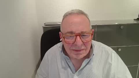Snapshot of martin_1947 chatting on 01.18.26 martin_1947 online show from 01.18.26