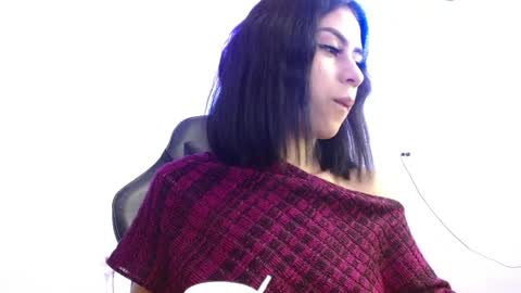 Snapshot of martina3120 chatting on 05.10.26 100 explicit here. follow online show from 05.10.26