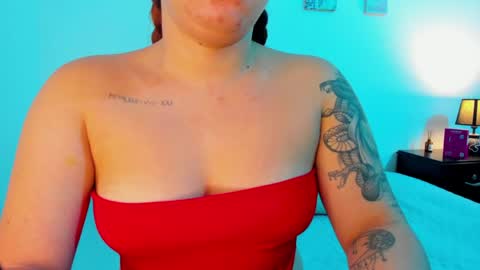 Snapshot of martina_connor1 chatting on 05.07.26 C A R O L I N A online show from 05.07.26