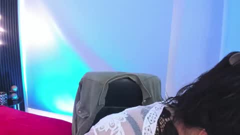   MARTINA   online show from 10.16.25