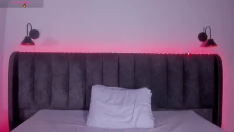 Laura online show from 01.08.26