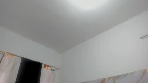 Snapshot of martina_lopezz1 chatting on 02.10.25 Martina online show from 02.10.25