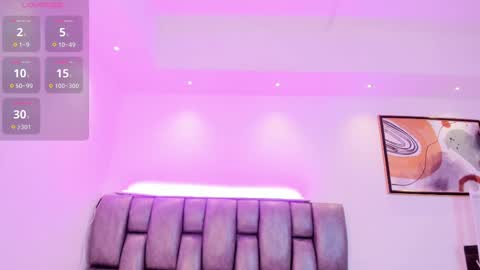 Snapshot of martina_mancinii chatting on 02.09.25 Martina online show from 02.09.25