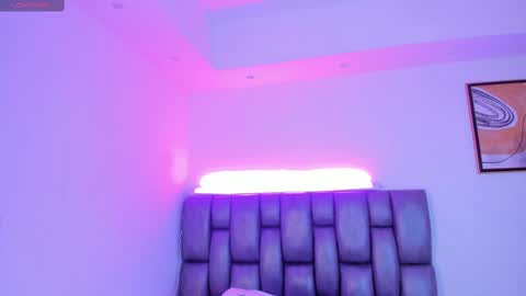 Snapshot of martina_mancinii chatting on 02.15.25 Martina online show from 02.15.25