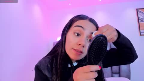 Martina online show from 12.17.25