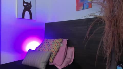 martina mIIler online show from 02.21.25