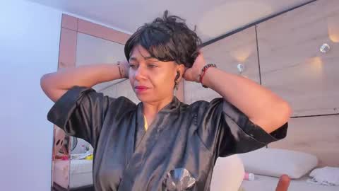 martina touss  online show from 11.11.25