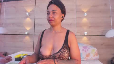 martina touss  online show from 12.17.25