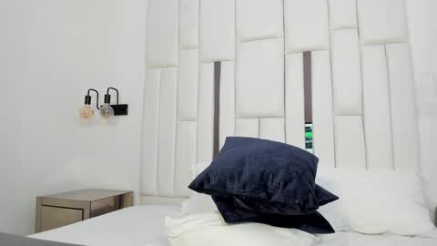 Martina Black online show from 01.19.25