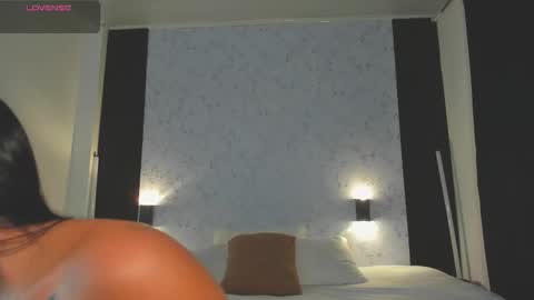 martina Bianchi  online show from 12.22.25