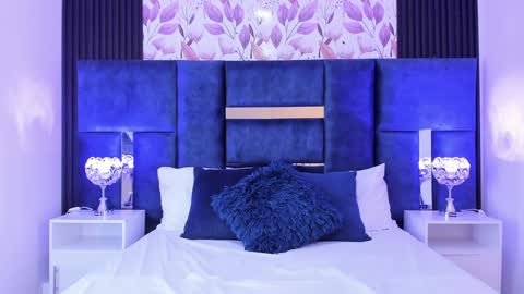 Snapshot of martinagarcia__ chatting on 02.04.25 Martina Garcia online show from 02.04.25