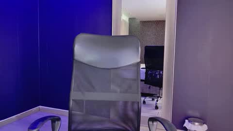 Martina Garcia online show from 12.15.25