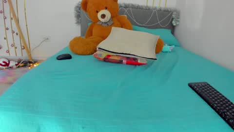 ...  ... online show from 12.03.24