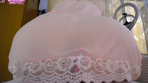 Snapshot of martiniella chatting on 05.20.26 Antonella Martini online show from 05.20.26
