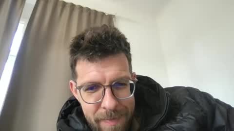 Snapshot of martinmagic467657 chatting on 03.27.26 martinmagic467657 online show from 03.27.26