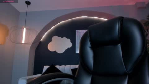 Snapshot of martinnabonnet chatting on 01.09.25 Martinna Bonnet online show from 01.09.25