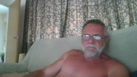 Snapshot of martinrgbxxxx chatting on 07.13.26 martinrgbxxxx online show from 07.13.26