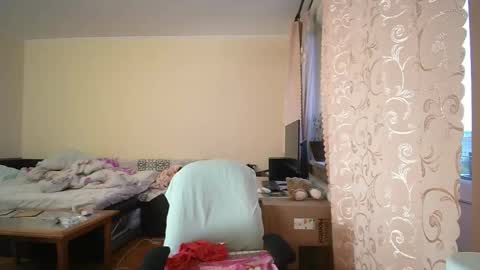 Mary2606 online show from 10.24.25