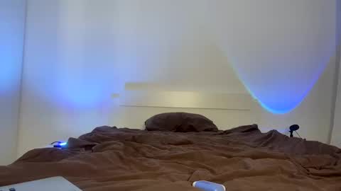 Mary online show from 12.23.24