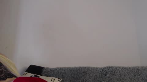 Snapshot of mary_janness chatting on 09.30.25 100 online show from 09.30.25