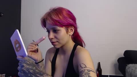 Snapshot of mary_janness chatting on 10.02.25 100 online show from 10.02.25