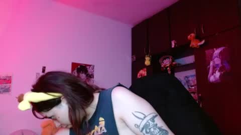 Snapshot of mary_janness chatting on 06.13.26 100 online show from 06.13.26