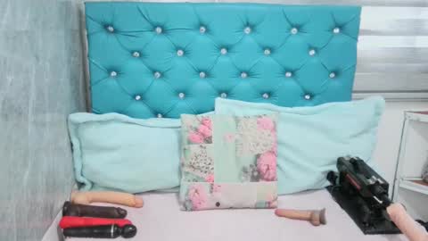  Mary Moon  online show from 02.08.25