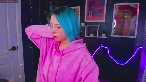 Snapshot of mary_radiant chatting on 01.19.26 Mary online show from 01.19.26