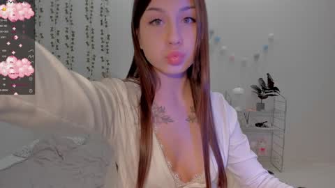 Snapshot of mary_tim chatting on 02.02.25 Maryana online show from 02.02.25