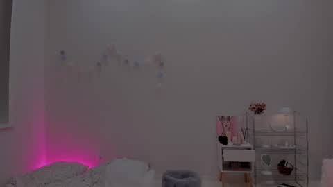 Snapshot of mary_tim chatting on 09.22.25 Maryana online show from 09.22.25