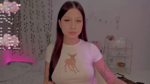 Snapshot of mary_tim chatting on 11.11.25 Maryana online show from 11.11.25