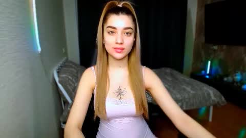 Snapshot of maryam_xs chatting on 03.14.26 maryam online show from 03.14.26