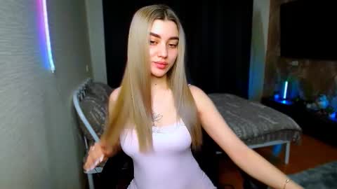 Snapshot of maryam_xs chatting on 03.16.26 maryam online show from 03.16.26