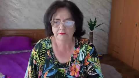 Snapshot of maryanna67 chatting on 06.13.26 Mary online show from 06.13.26