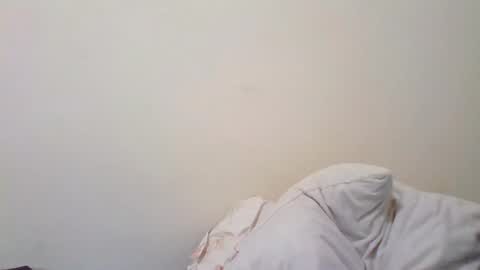 Snapshot of maryem199115 chatting on 07.12.26 maryem online show from 07.12.26