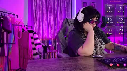 Mary online show from 05.26.26