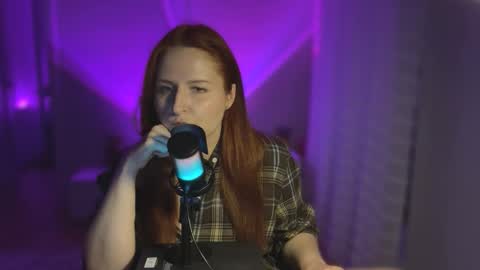 Snapshot of maryleesa chatting on 04.30.26 SirenVictoria online show from 04.30.26