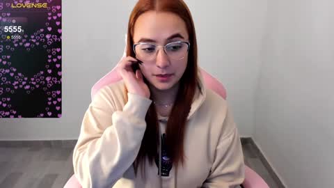 Dulce Maria online show from 12.14.24