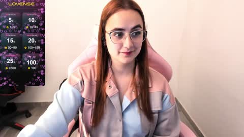 Dulce Maria online show from 01.30.25