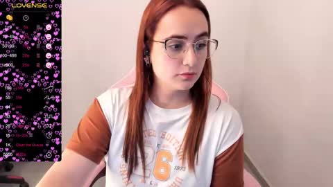 Dulce Maria online show from 02.11.25