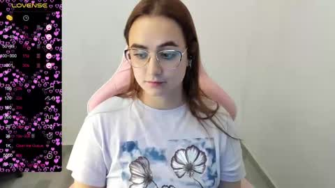 Dulce Maria online show from 02.18.25